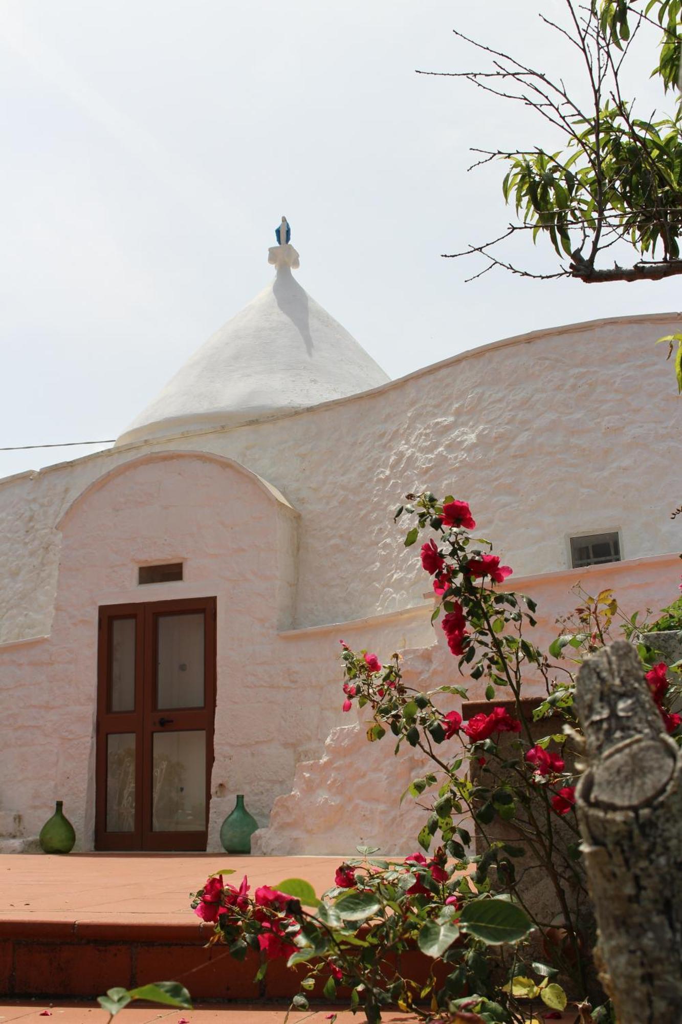 منزل الضيف أوستوني  في Trullo Il Melograno المظهر الخارجي الصورة