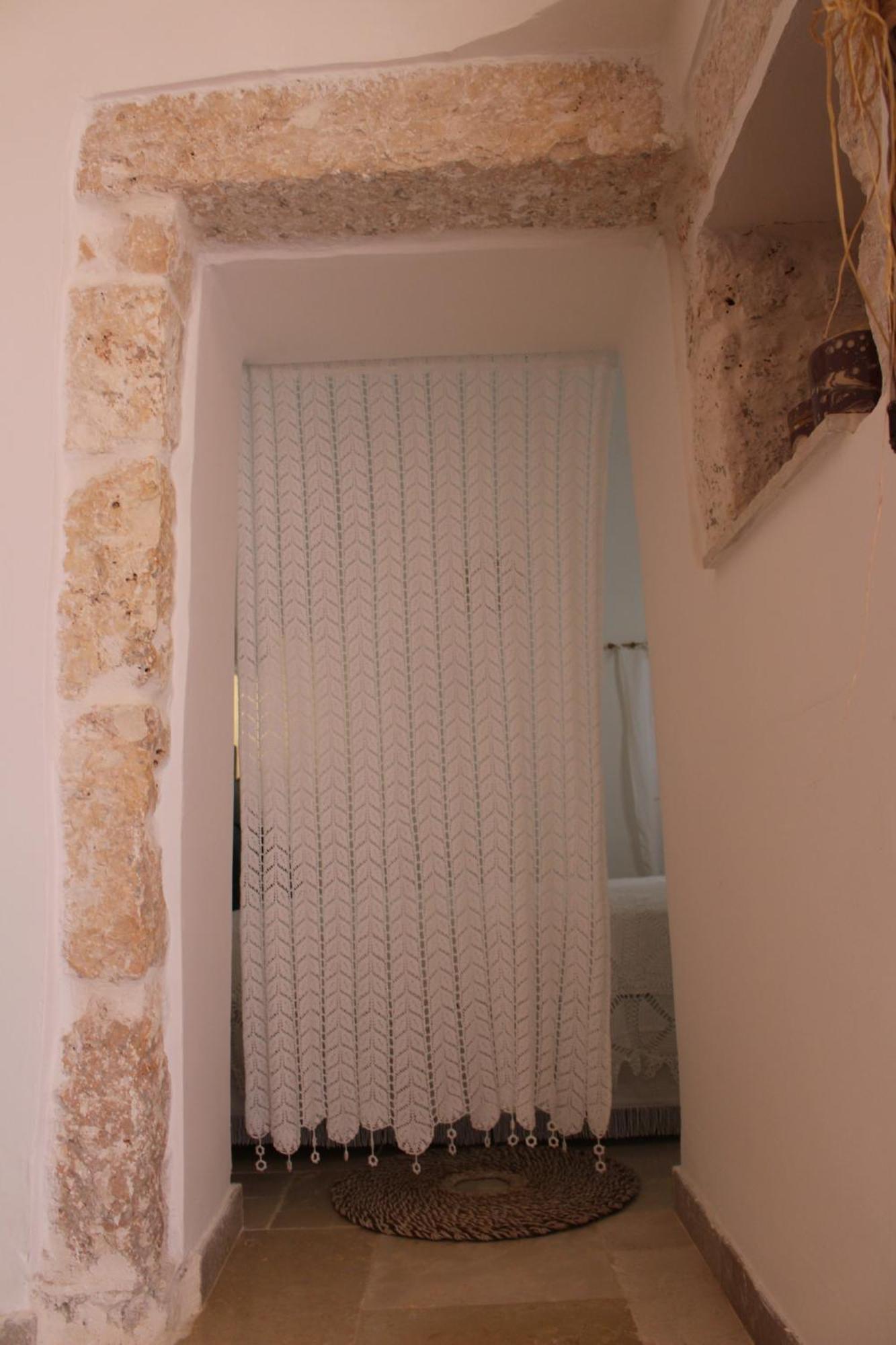 منزل الضيف أوستوني  في Trullo Il Melograno المظهر الخارجي الصورة