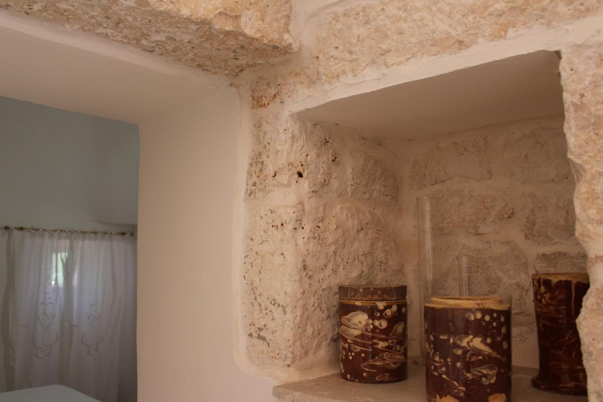 منزل الضيف أوستوني  في Trullo Il Melograno المظهر الخارجي الصورة