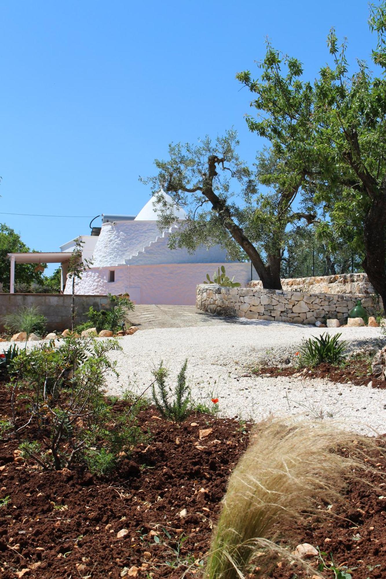 منزل الضيف أوستوني  في Trullo Il Melograno المظهر الخارجي الصورة